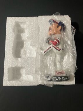 MLB Chicago White Sox x Binny’s Beverage Depot Dylan Cease Bobblehead New